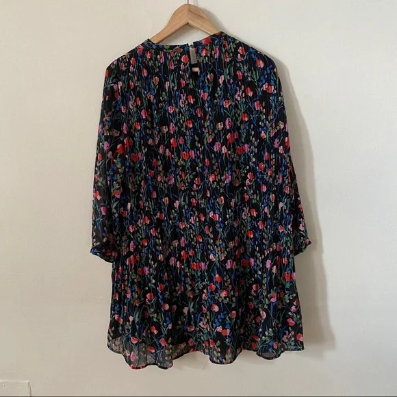 NWT | Zara Annie Dress Pleated Floral Print Medium - Picture 9 of 9